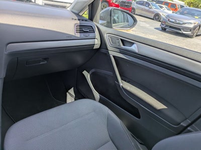2018 Volkswagen Golf TSI S 4-Door