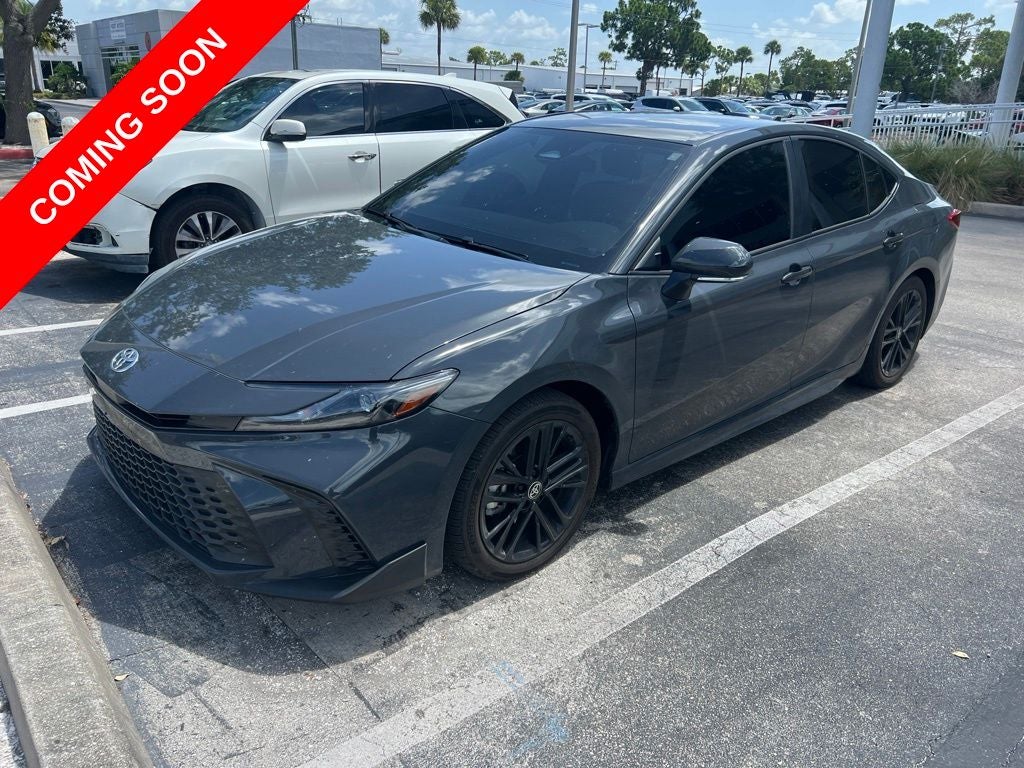 2025 Toyota Camry SE