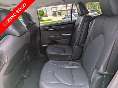 2021 Toyota Highlander XLE
