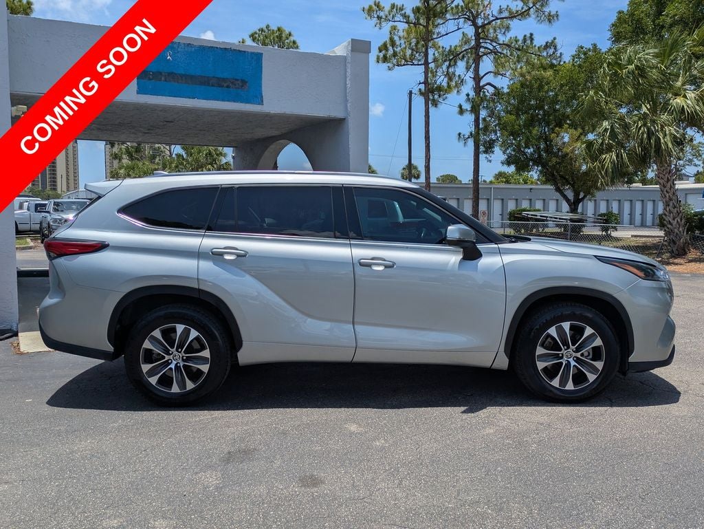 2021 Toyota Highlander XLE