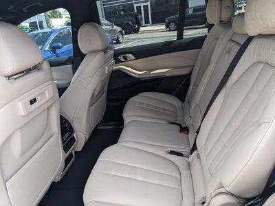 2021 BMW X7 xDrive40i