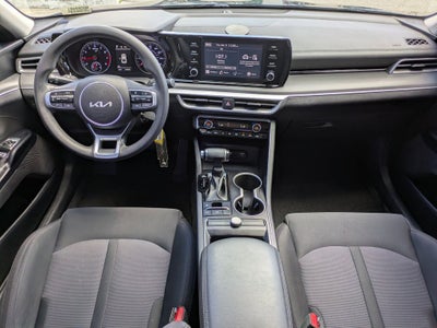 2022 Kia K5 LX
