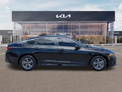 2022 Kia K5 LX