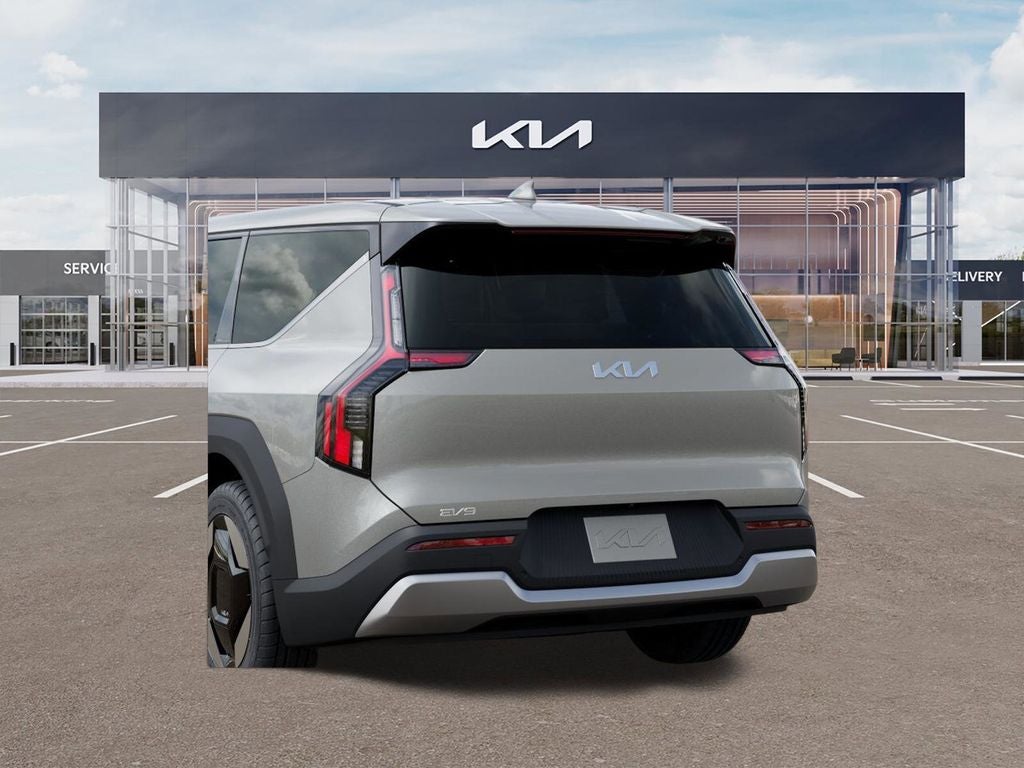 2026 Kia EV9 Light Long Range