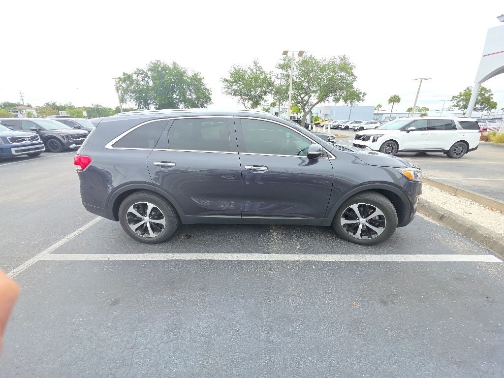 2017 Kia Sorento EX