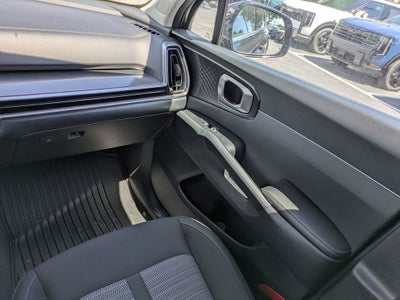2025 Kia Sorento LX