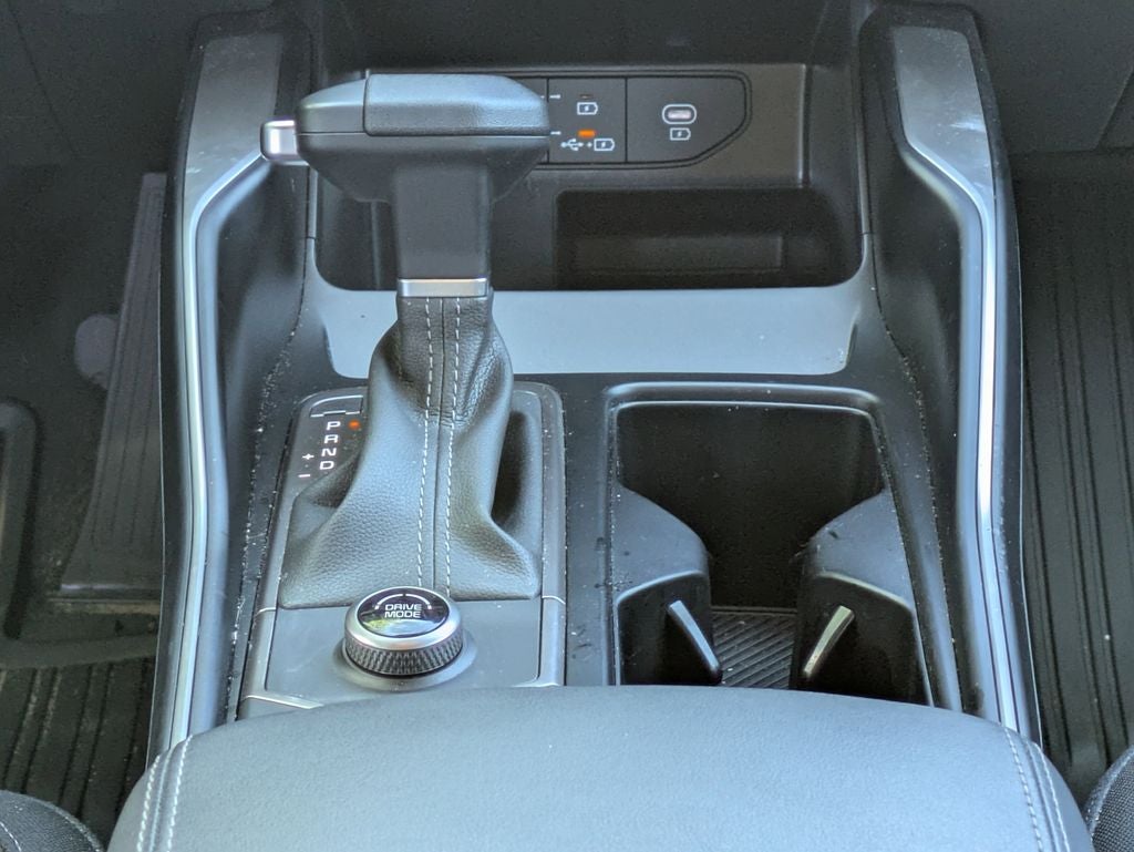 2025 Kia Sorento LX