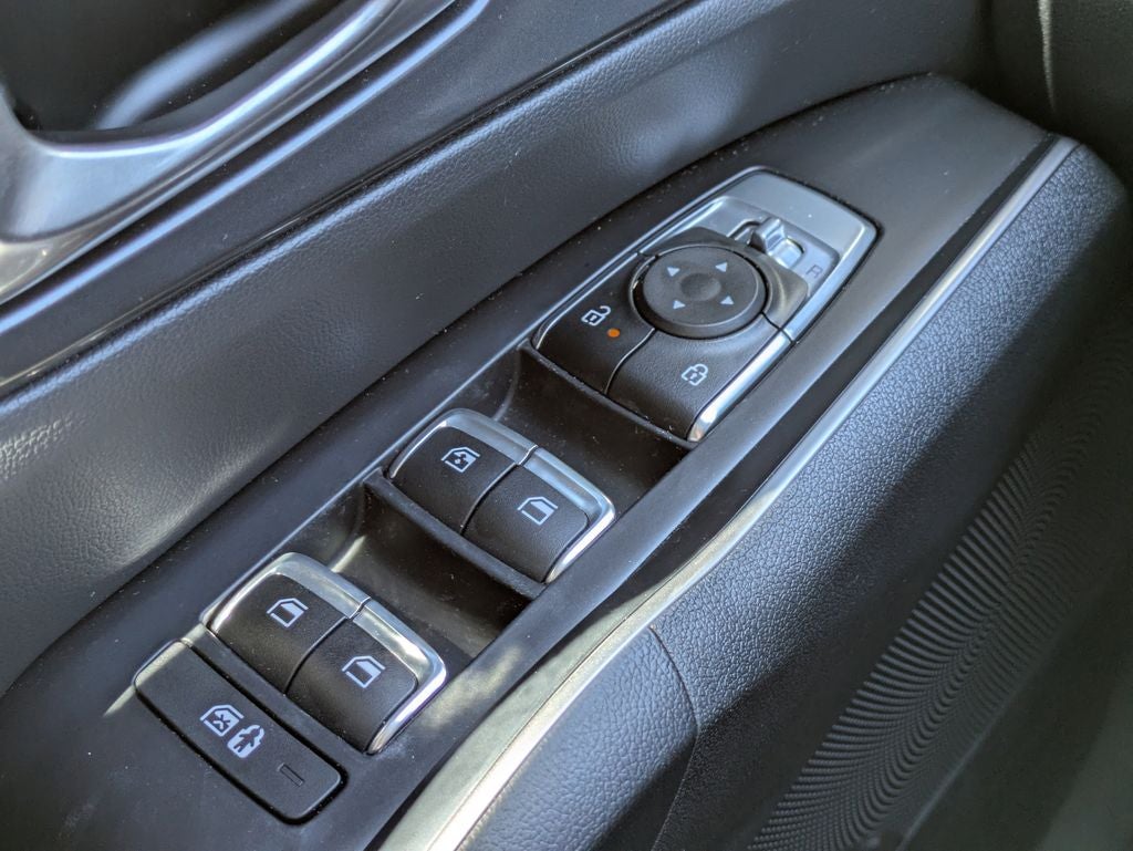 2025 Kia Sorento LX