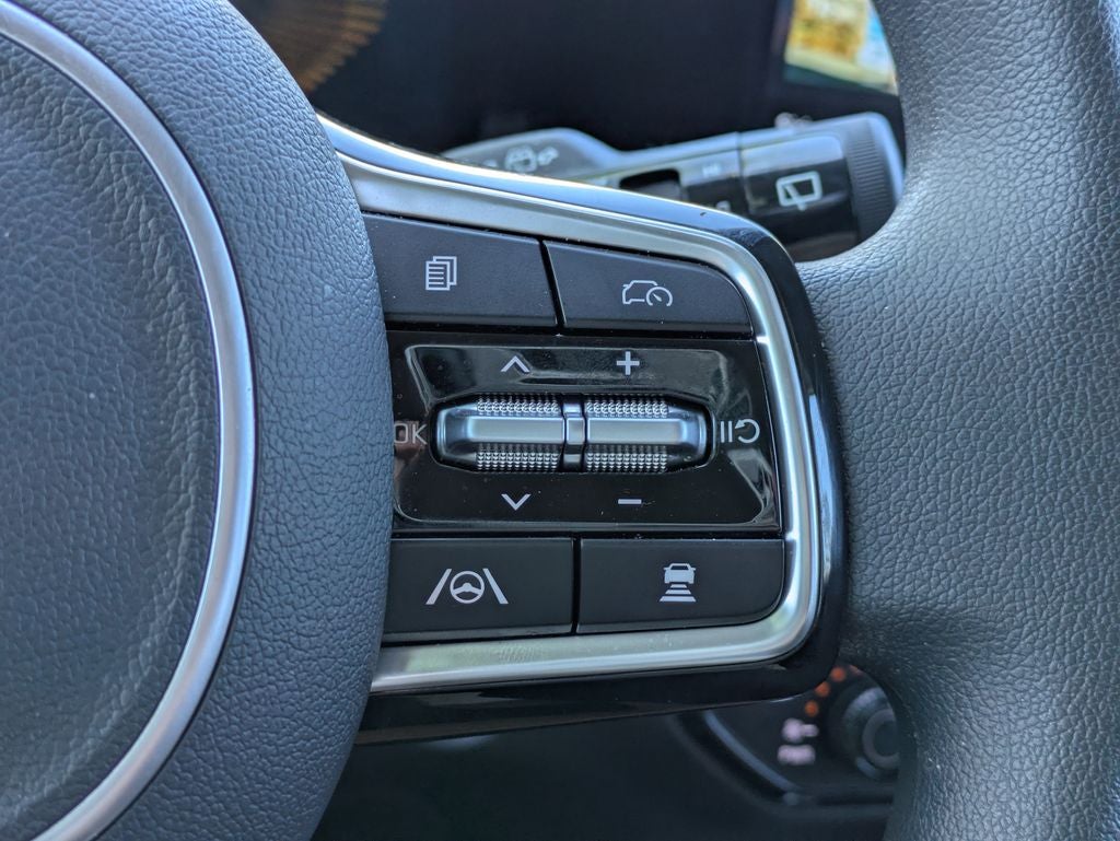 2025 Kia Sorento LX