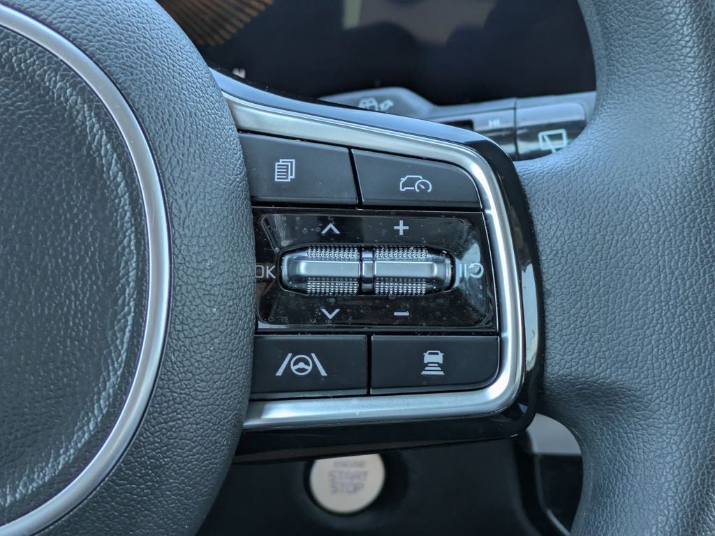2025 Kia Sorento LX