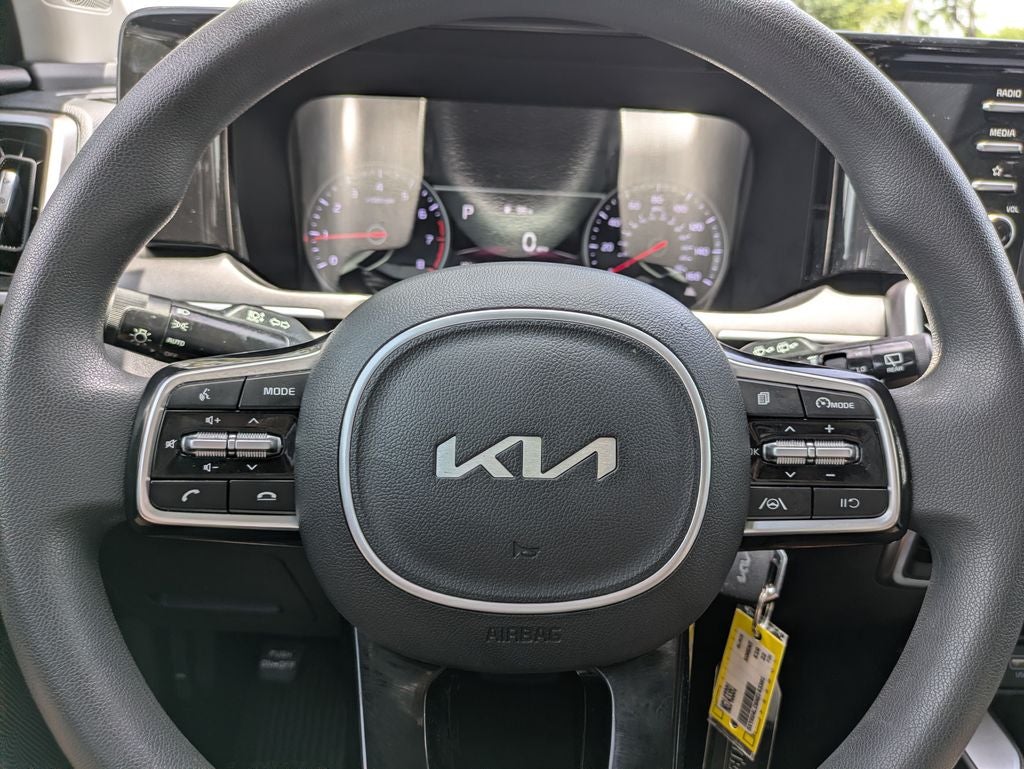 2022 Kia Sorento LX