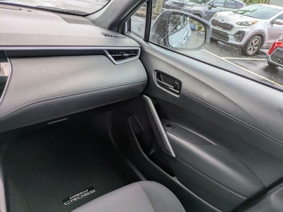 2024 Toyota Corolla Cross Hybrid SE