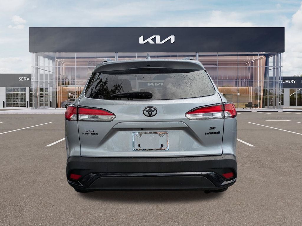 2024 Toyota Corolla Cross Hybrid SE