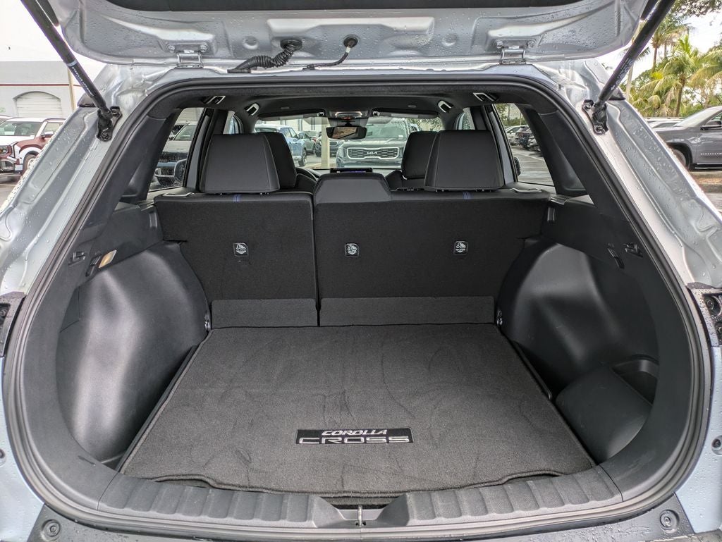 2024 Toyota Corolla Cross Hybrid SE
