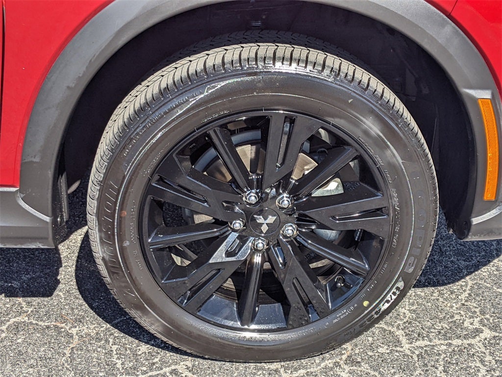 2024 Mitsubishi Eclipse Cross LE