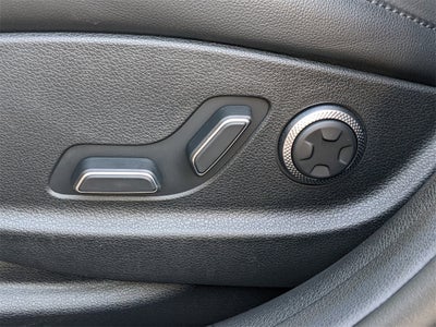 2025 Genesis G80 2.5T