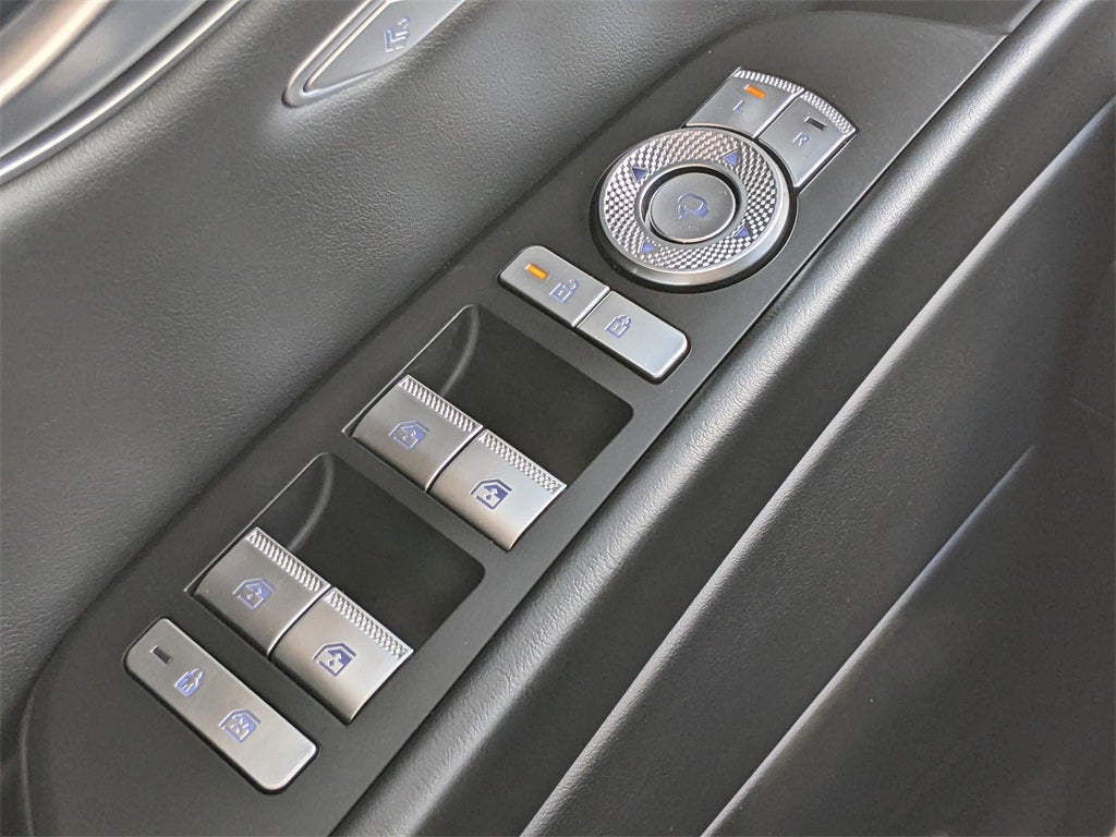 2025 Genesis G80 2.5T