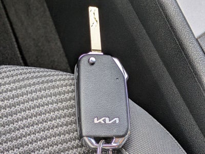 2022 Kia Niro LX
