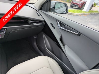 2024 Kia Niro EX Touring