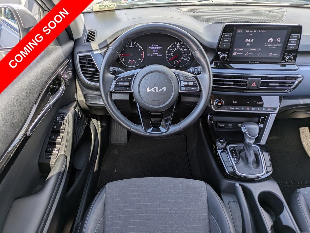 2023 Kia Seltos S
