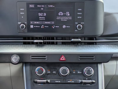 2024 Kia Carnival LX