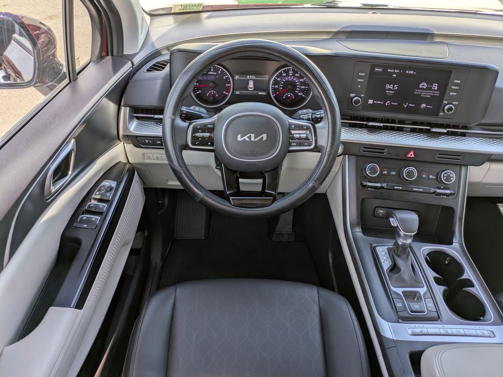 2024 Kia Carnival LX