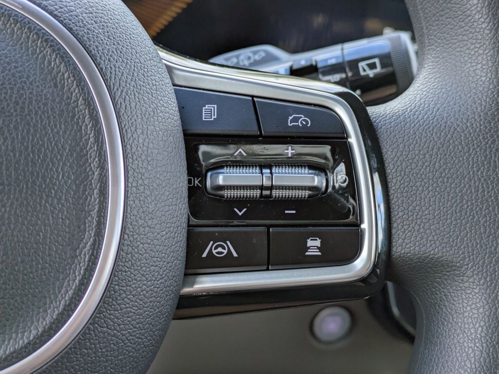 2026 Kia Carnival LX