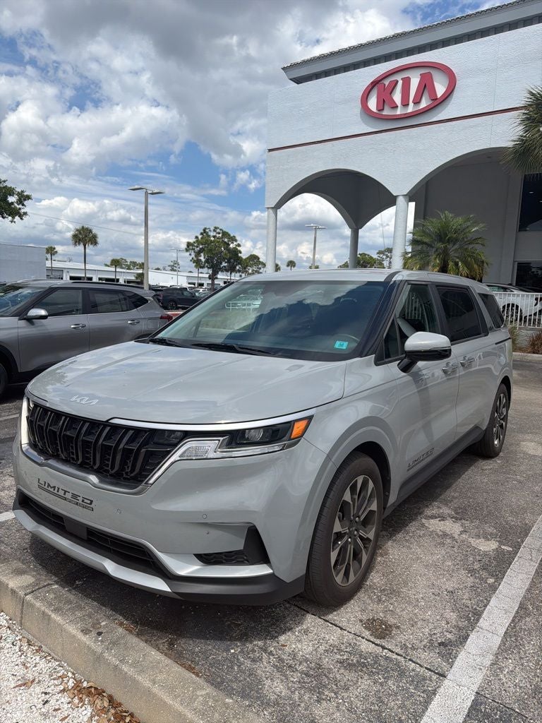 2024 Kia Carnival EX