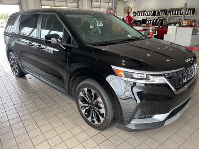 2024 Kia Carnival EX