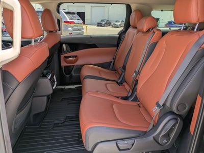 2023 Kia Carnival SX