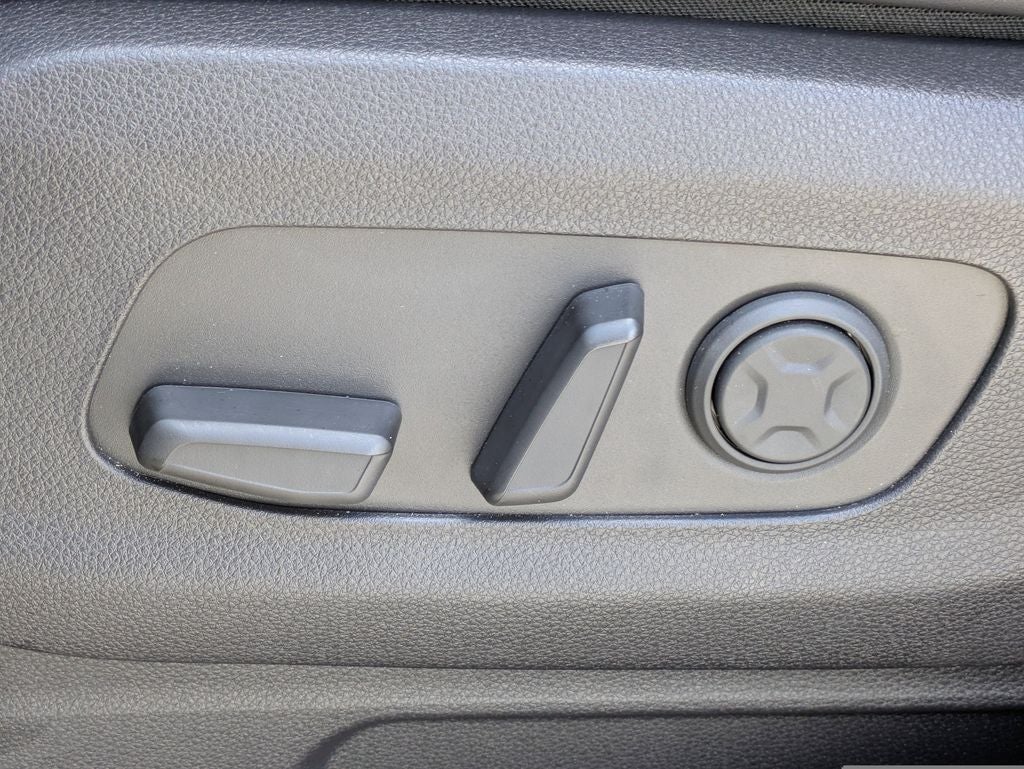 2023 Kia Carnival SX