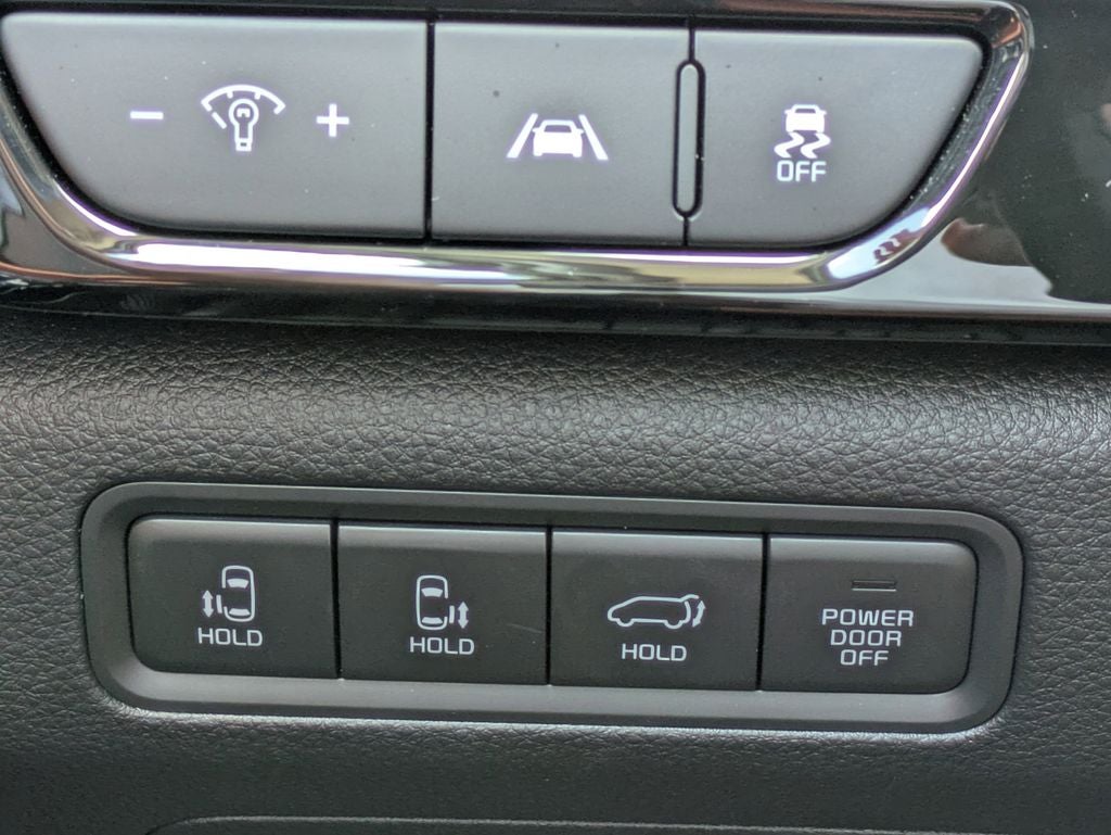 2023 Kia Carnival SX