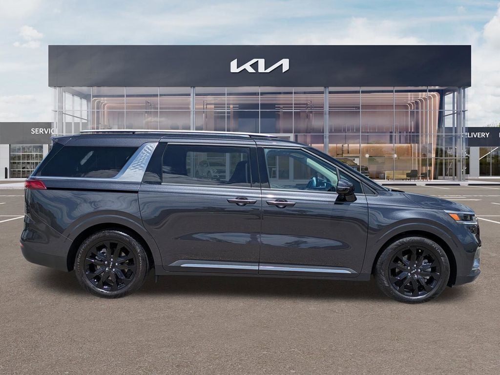 2023 Kia Carnival SX
