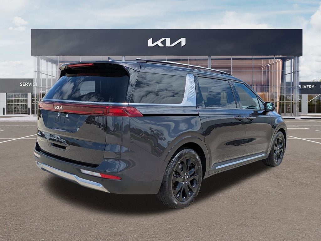2023 Kia Carnival SX