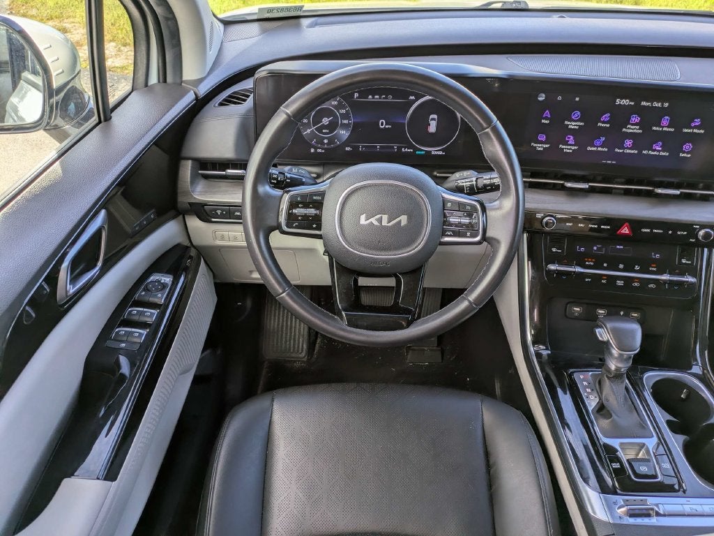 2024 Kia Carnival SX