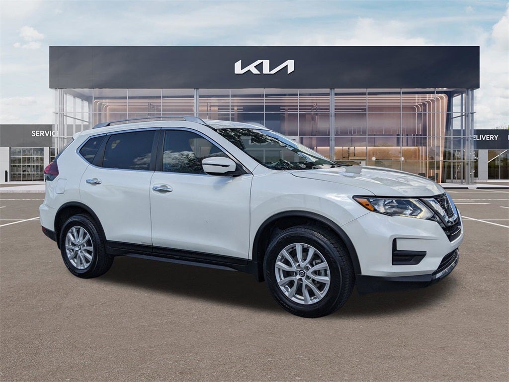 2018 Nissan Rogue SV