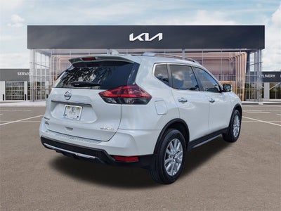 2018 Nissan Rogue SV