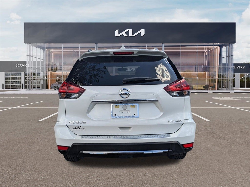 2018 Nissan Rogue SV