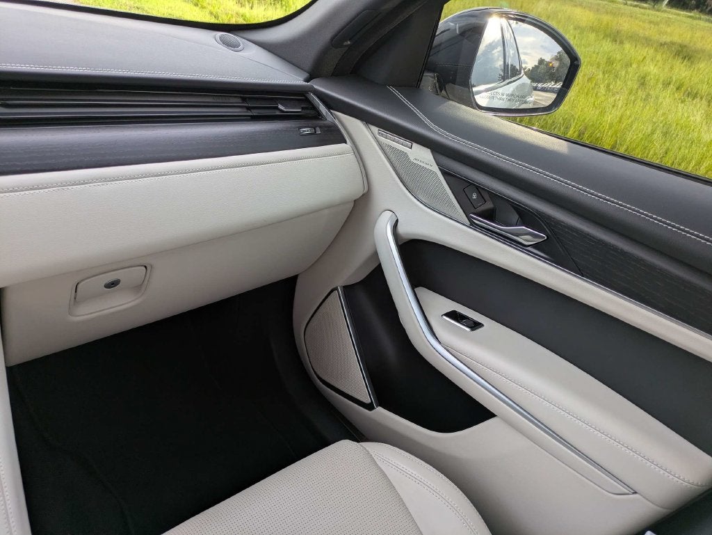 2025 Jaguar F-PACE P250 R-Dynamic S