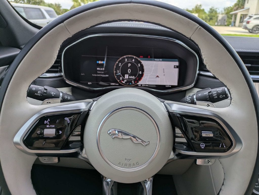 2025 Jaguar F-PACE P250 R-Dynamic S