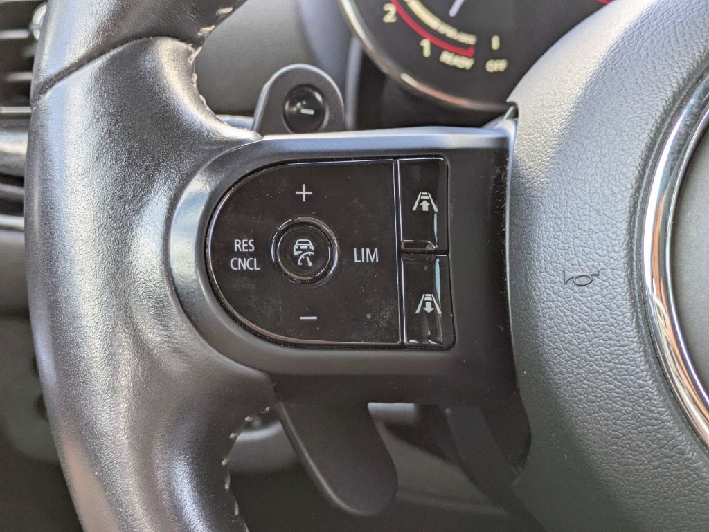 2022 MINI John Cooper Works Clubman