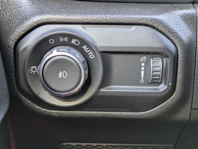 2023 Jeep Wrangler 4-Door Sahara 4x4