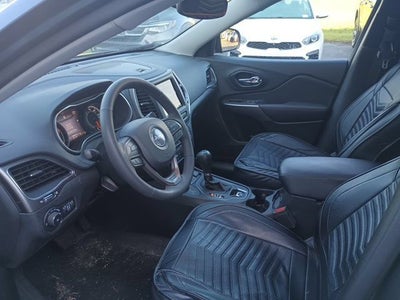 2022 Jeep Cherokee Latitude Lux