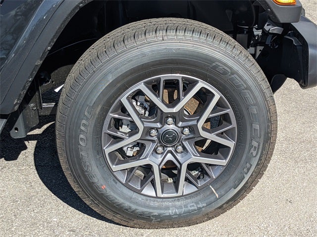 2025 Jeep Wrangler WRANGLER 4-DOOR SAHARA