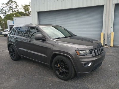 2017 Jeep Grand Cherokee Altitude 4x2