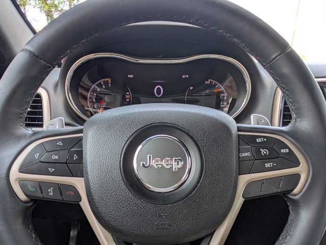 2017 Jeep Grand Cherokee Laredo 4x4