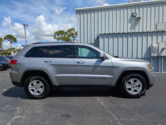2017 Jeep Grand Cherokee Laredo 4x4