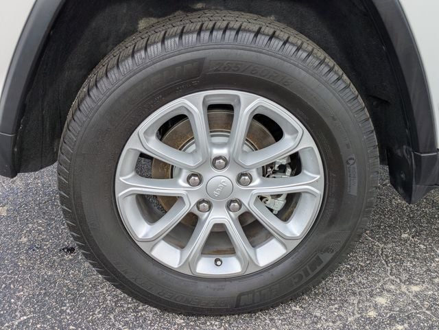 2021 Jeep Grand Cherokee Laredo E 4x4