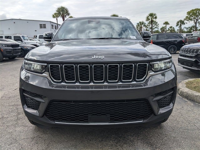 2025 Jeep Grand Cherokee GRAND CHEROKEE LAREDO X 4X2