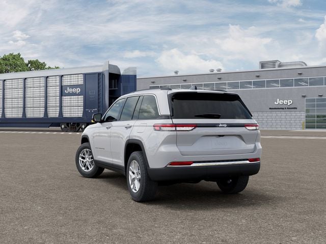 2025 Jeep Grand Cherokee GRAND CHEROKEE LAREDO X 4X2